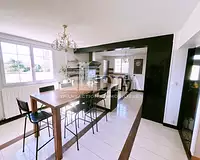 Maison, 260 m²