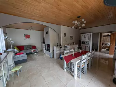 Maison, 145,99 m²