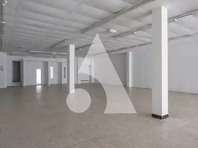 Immeuble, 594,82 m²