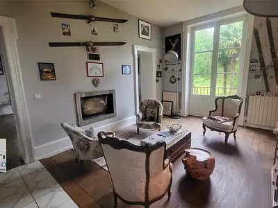 Maison, 250 m²