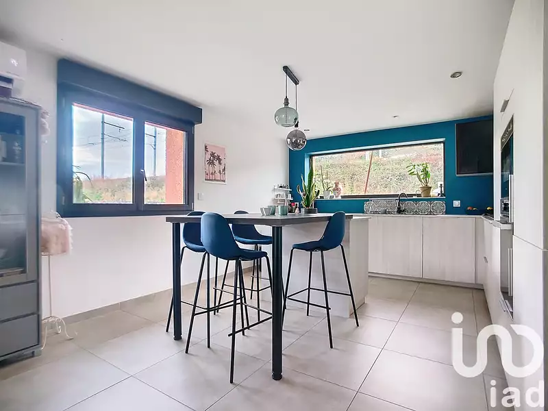 Maison, 180 m²
