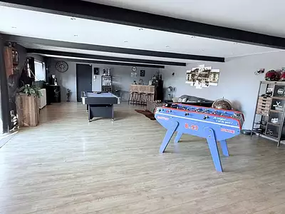 Maison, 250 m²