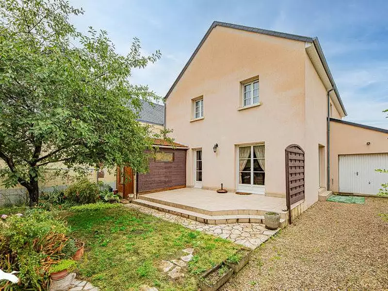 Maison, 167 m²