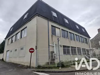Maison, 1 100 m²