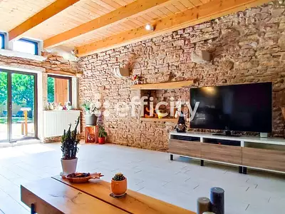 Maison, 157 m²