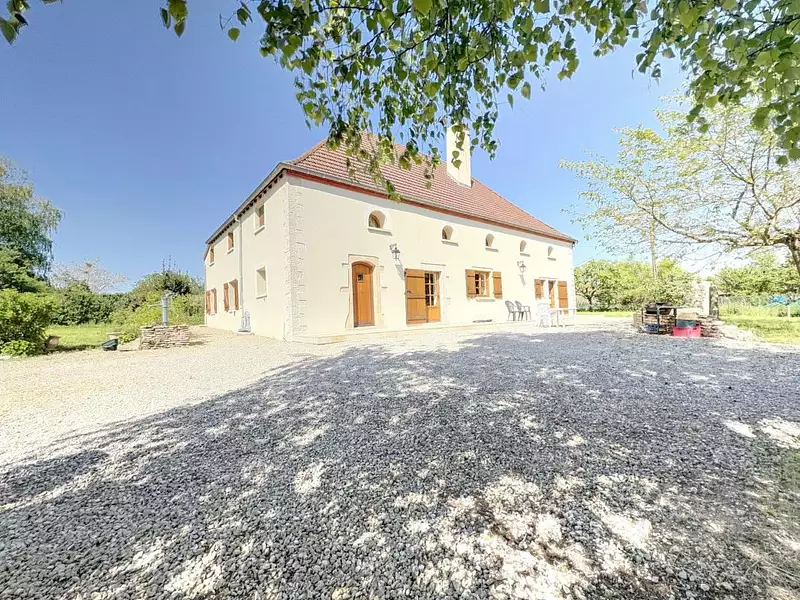 Maison, 286 m²