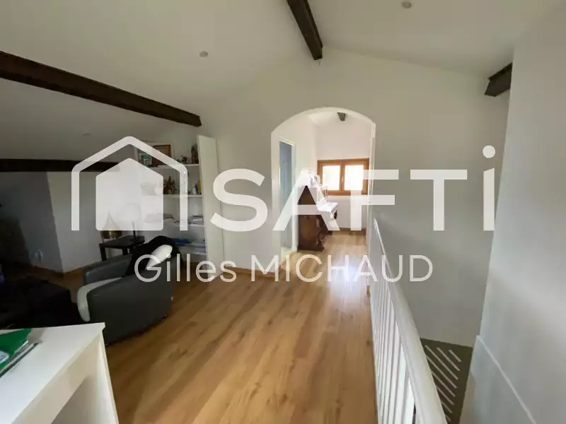 Maison, 170 m²