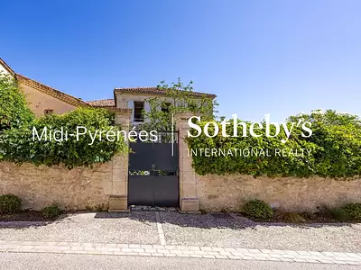 Maison, 380 m²