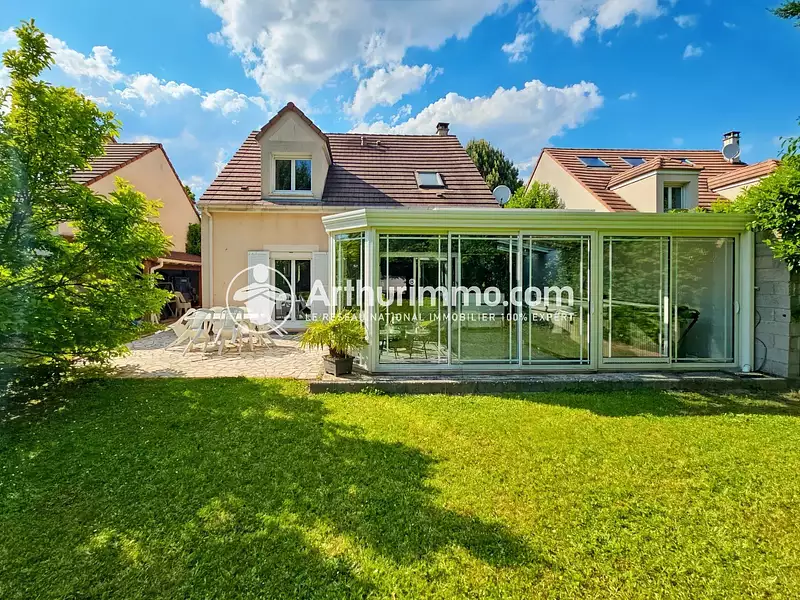 Maison, 147 m²