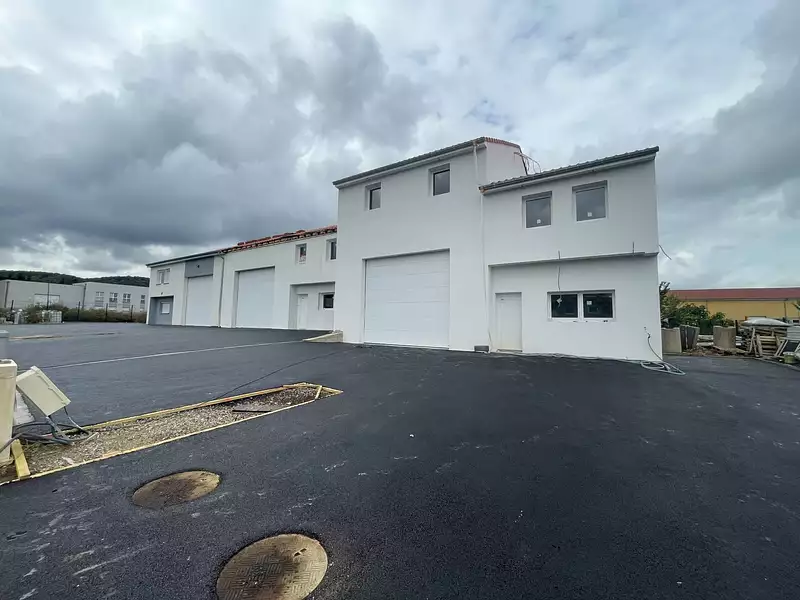 Divers, 150 m²