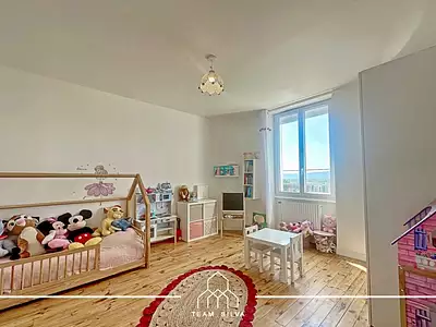 Maison, 170 m²