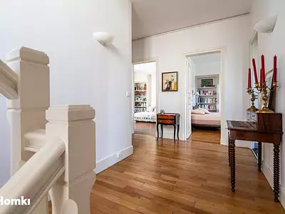 Maison, 252 m²