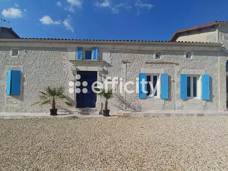 Maison, 470 m²