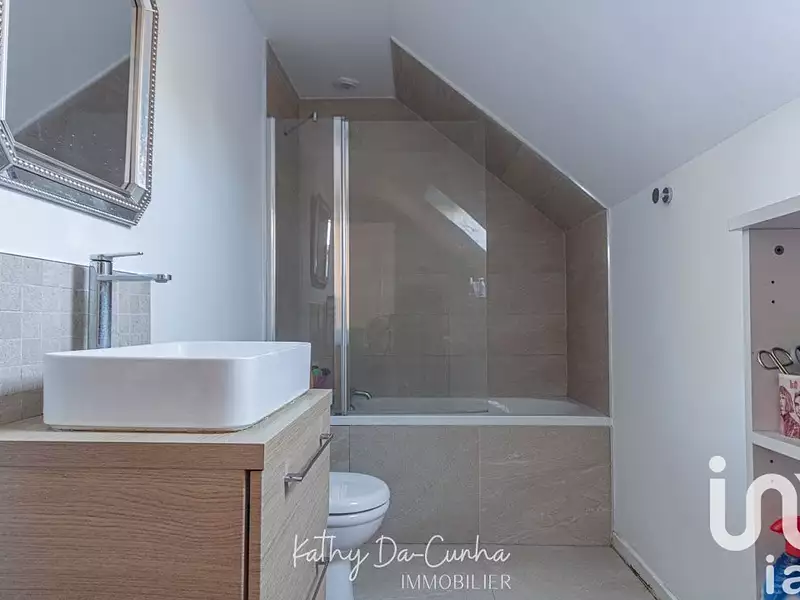 Maison, 93 m²