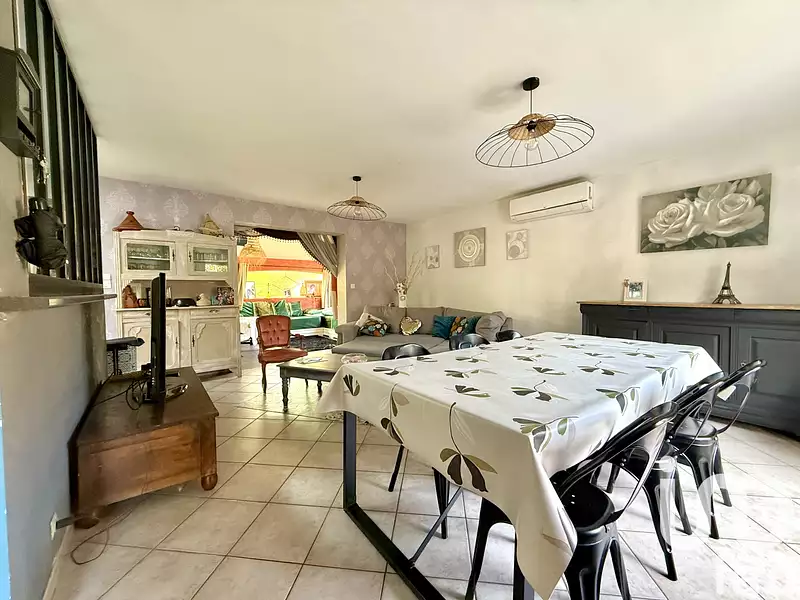 Maison, 106 m²