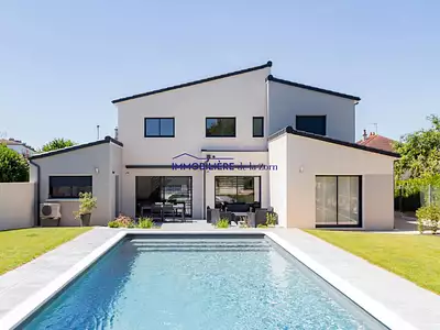 Terrain, 746 m²