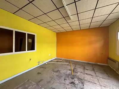 Maison, 1 023 m²
