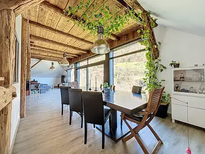 Maison, 230 m²