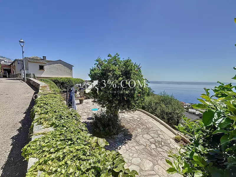 Maison, 165 m²