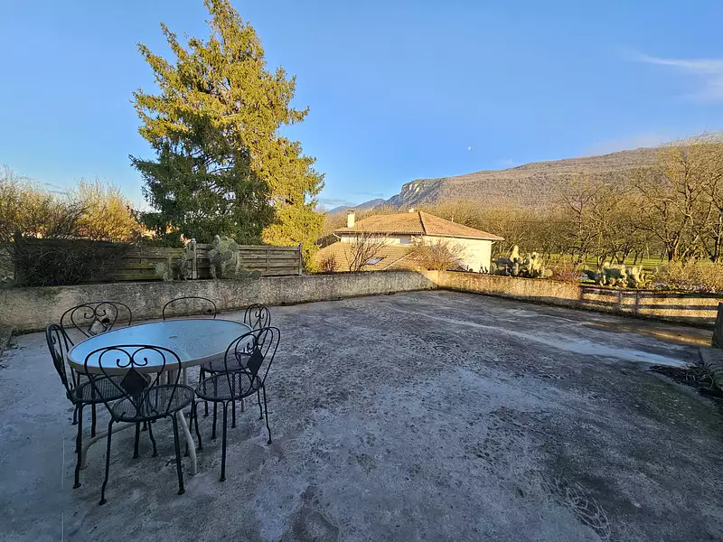 Maison, 680 m²