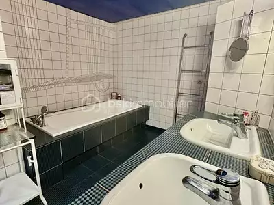 Maison, 260 m²