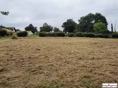 Terrain, 2 388 m²