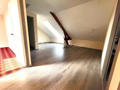 Maison, 215 m²