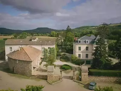 Maison, 3 500 m²
