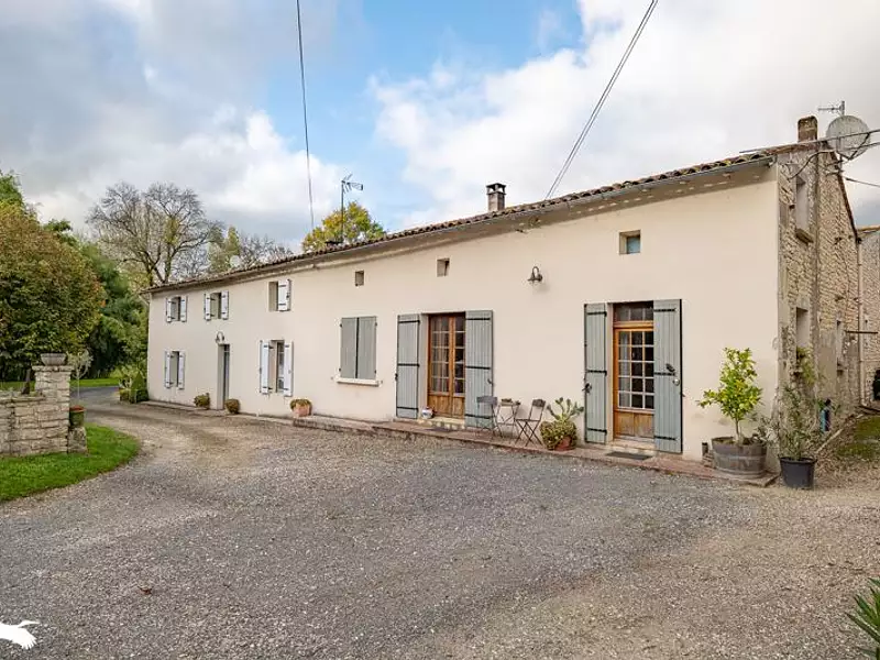 Maison, 231 m²