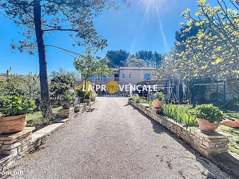 Maison, 160 m²