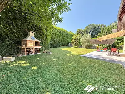 Maison, 176 m²