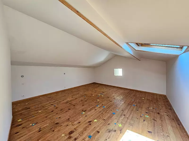 Maison, 157 m²