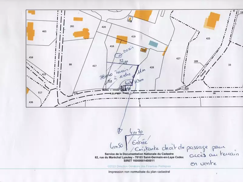 Terrain, 870 m²