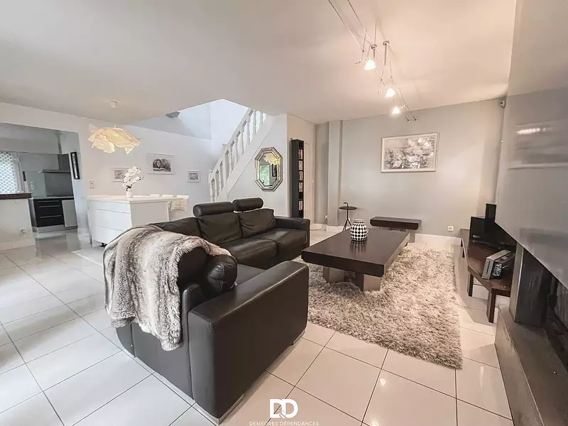 Maison, 260 m²