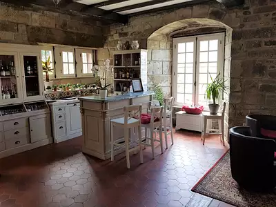 Maison, 1 630 m²