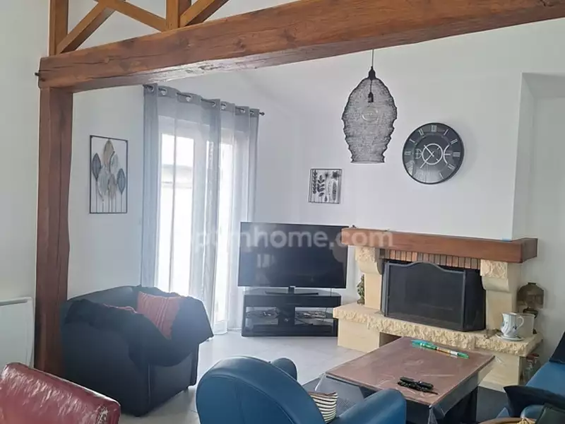 Maison, 83 m²