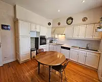 Maison, 241 m²