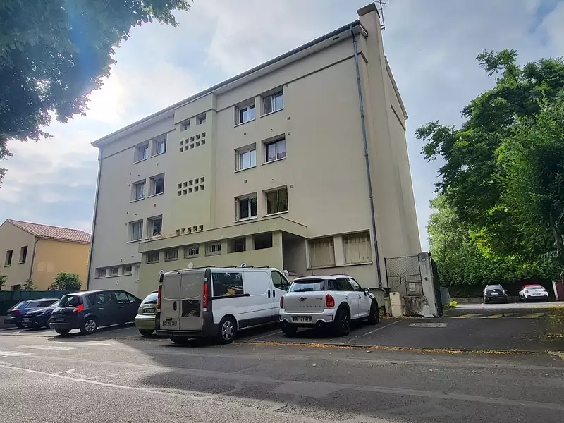 Divers, 560 m²