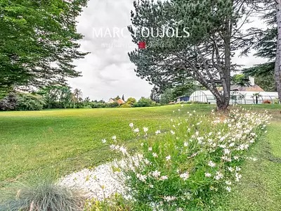 Maison, 240 m²