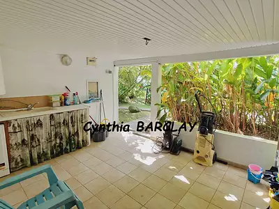 Maison, 280 m²
