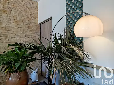Maison, 196 m²