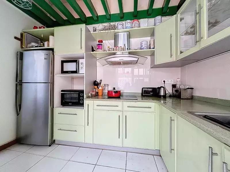 Immeuble, 237 m²