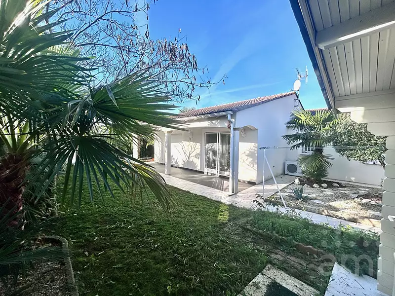 Maison, 168 m²