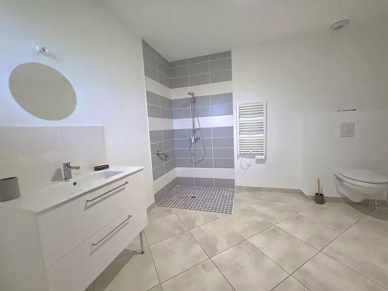 Maison, 325 m²