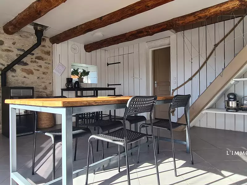 Maison, 376,3 m²
