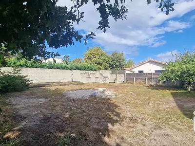 Terrain, 400 m²