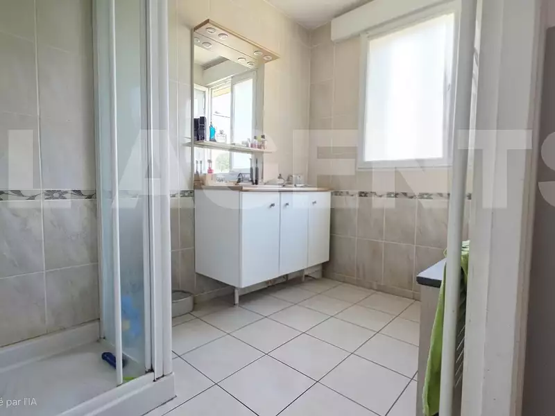 Maison, 177 m²
