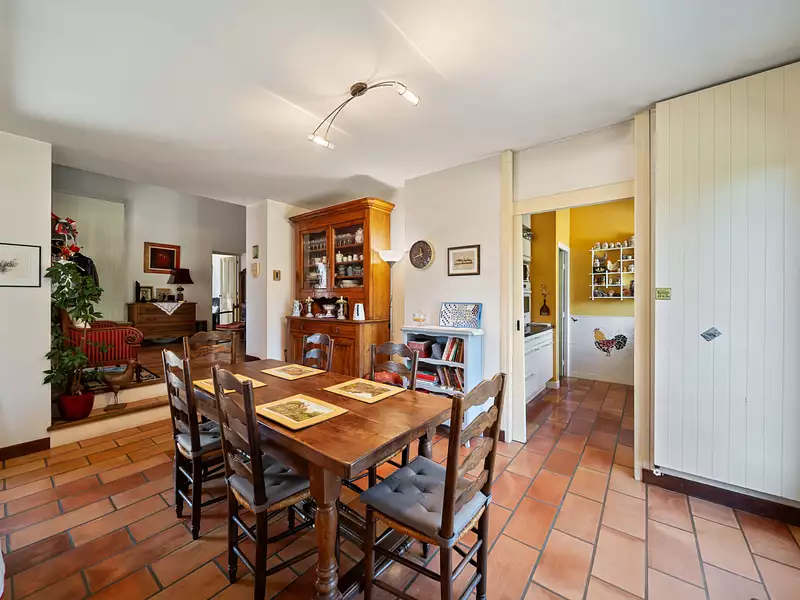 Maison, 228 m²