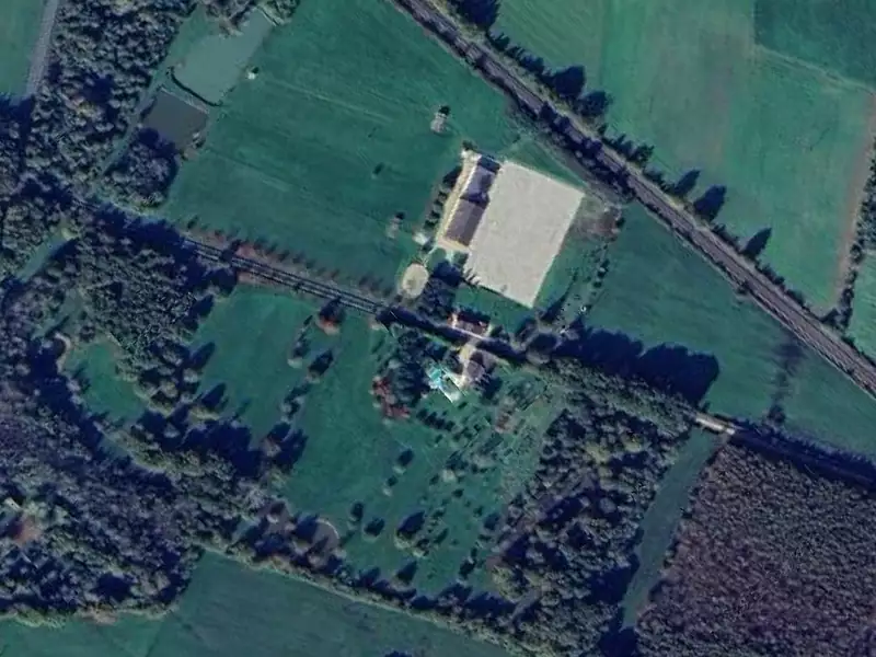 Maison, 859 m²