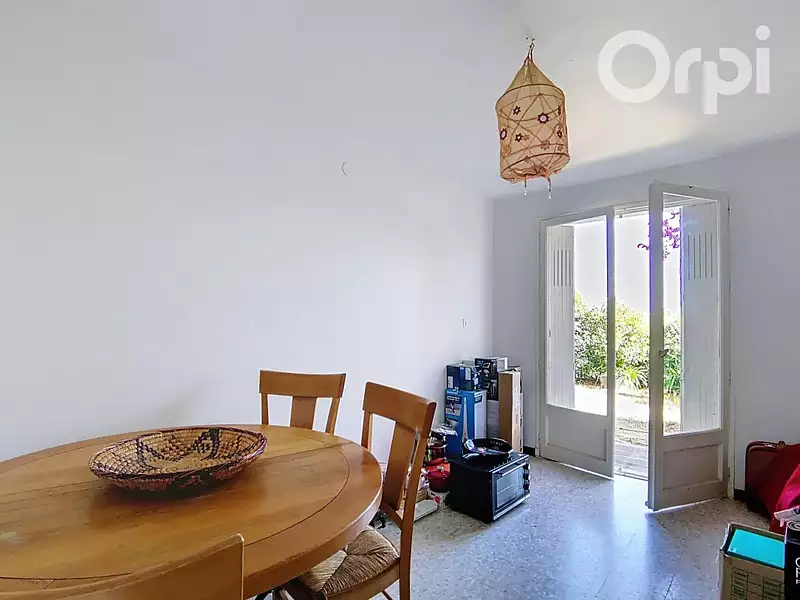 Maison, 201 m²